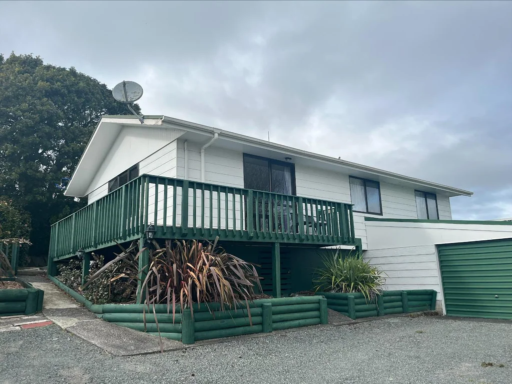 Fully furnished with rural charm