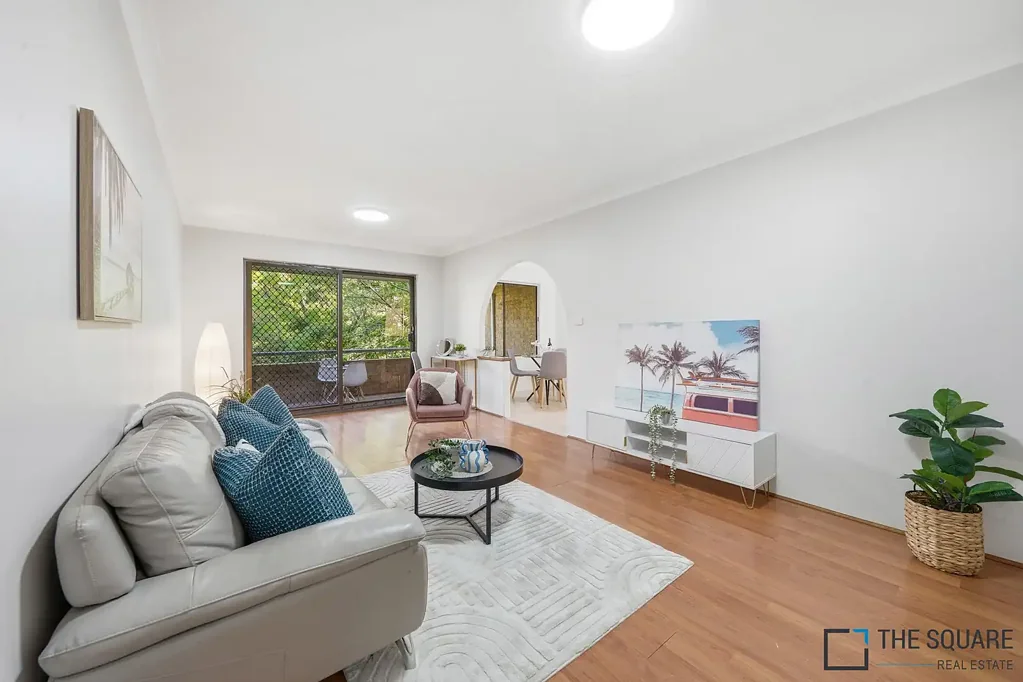Westmead 2房 双砖结构公寓 东向采光充足 独立生活用餐区 步行至医院车站 低维护生活 PRIME WESTMEAD LIVING | RENNOVATED APARTMENT IN WALK TO STATION SETTING