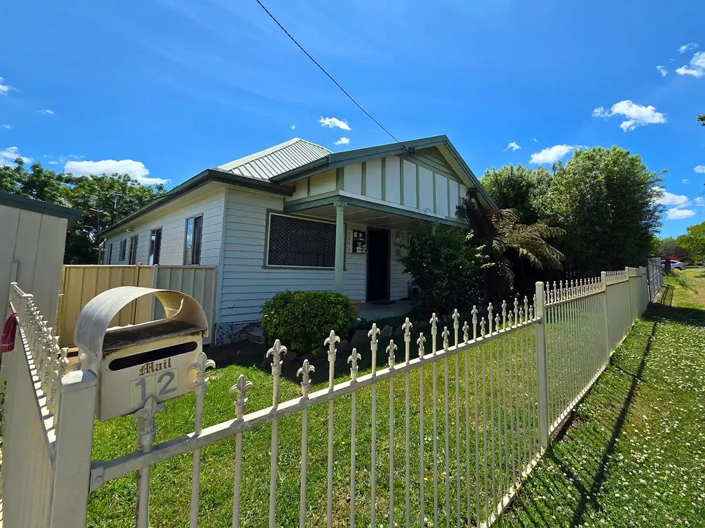 Glen Innes 3ਬੈੱਡਰੂਮ First Home or Investment Property