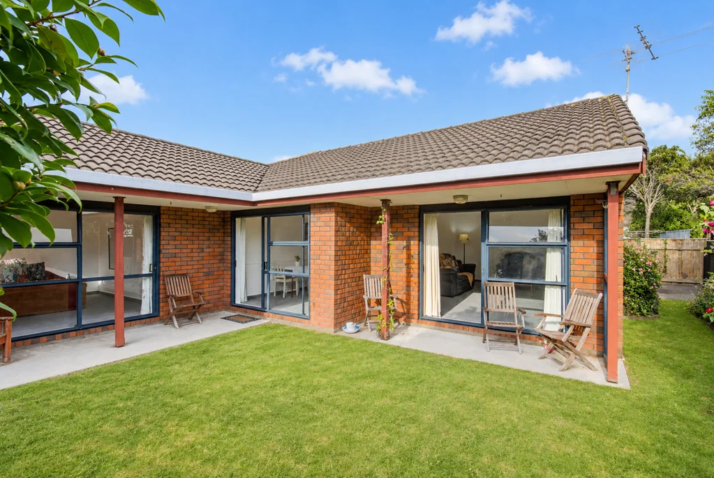 Waikanae 2कमरा Sunny, Spacious – And Exceptionally Convenient