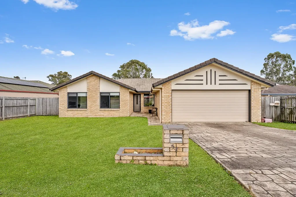 54 Saint Joseph Drive, Urraween, QLD 4655