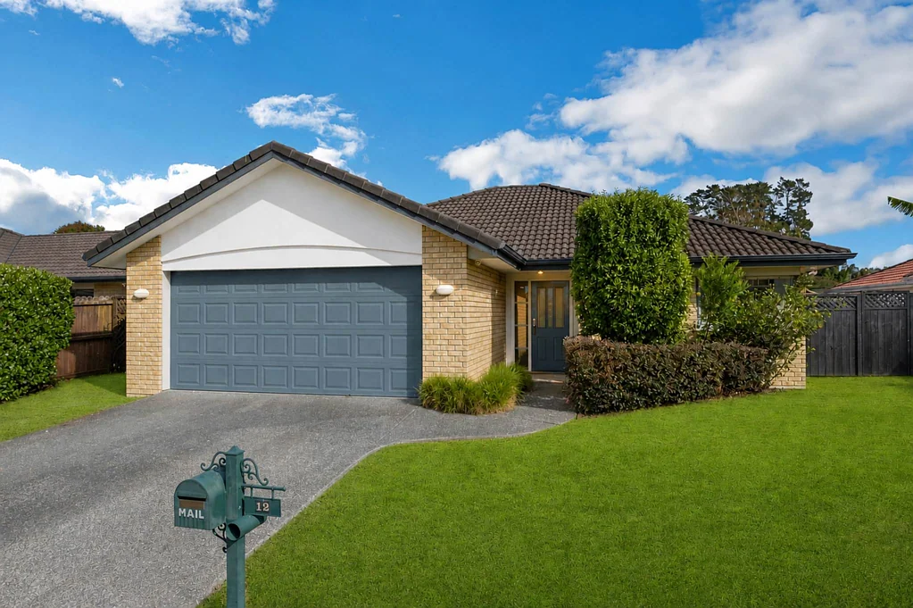 Henderson 3Moenga A Slice of Serenity in Prestigious Braeburn Estate