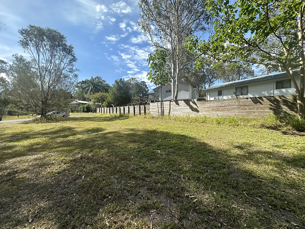 56 Lonicera Street, Macleay Island, QLD 4184