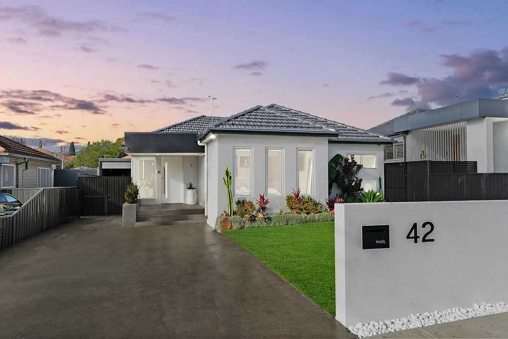 42 Forsyth Street, Kingsgrove, NSW 2208