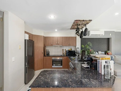 1/17 Majorca Crescent, Varsity Lakes, QLD 4227, 4 rūma, 2 rūma horoi, House