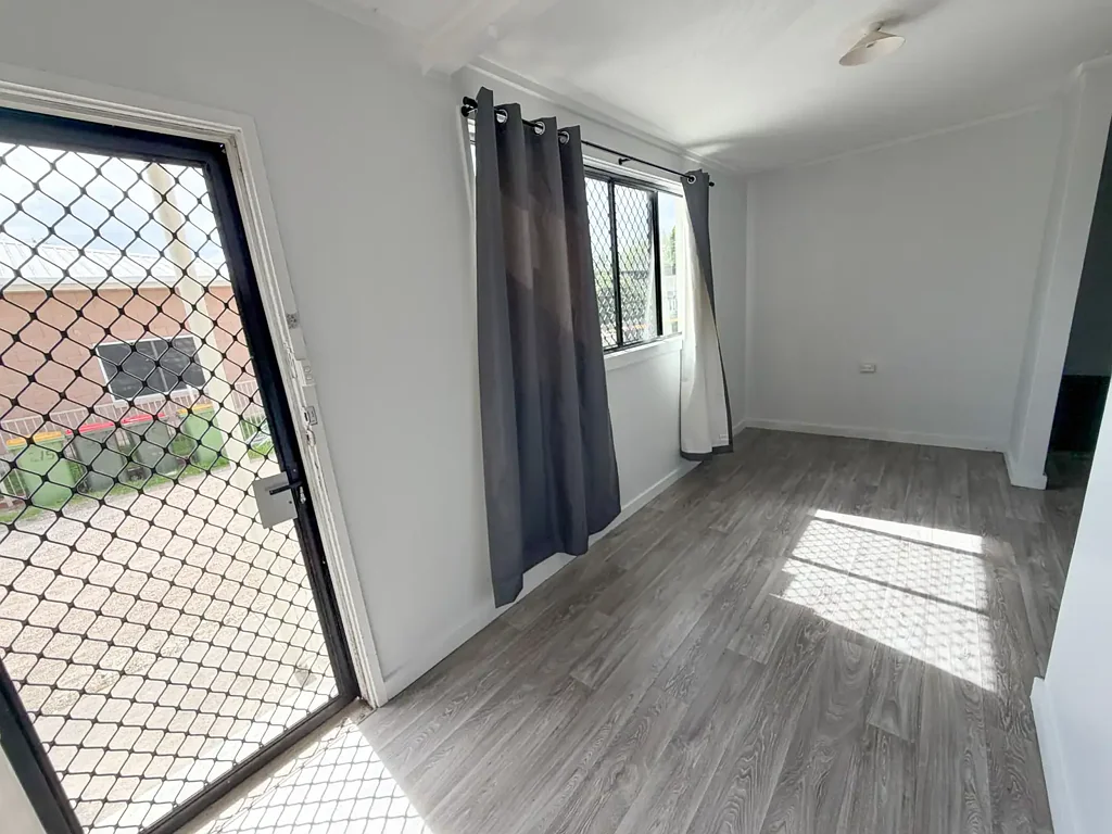 6/5 McIlwraith Street, Ingham, QLD 4850, 2 Bedrooms, 1 Bathrooms, House