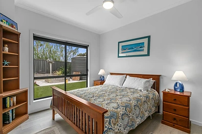 Kwarto - 12A Main Coast Road, Pine Point, SA 5571