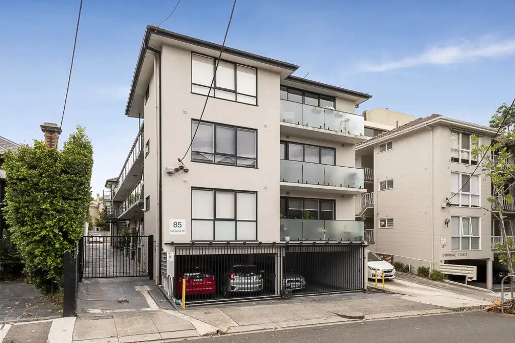 Convenience & Location In The Heart Of South Yarra