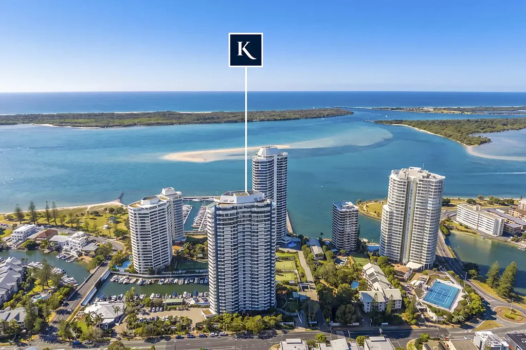 Runaway Bay 2બેડરૂમ A Refined Waterfront Lifestyle