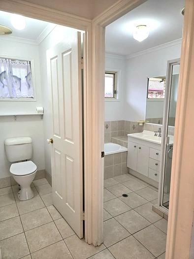 浴室 - 3 Shannen Court, Urraween, QLD 4655
