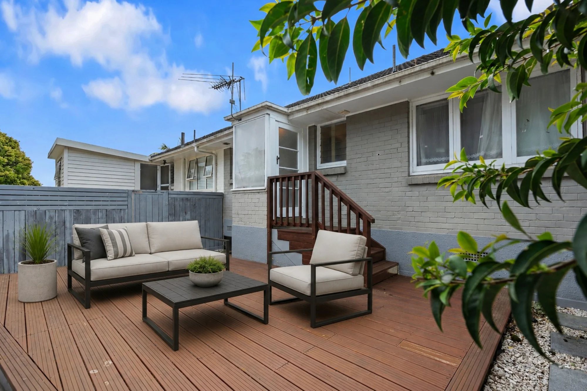 Takapuna 2Kwarto Buy Me, I'm Priced To Sell!