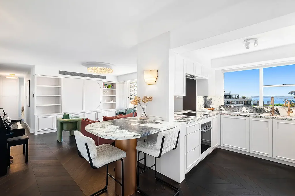 Refined Harbour-Side Living in Prestigious Darling Point