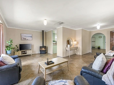 26 Byrne Street, Benalla, VIC 3672, 4 phòng ngủ, 1 phòng tắm, House