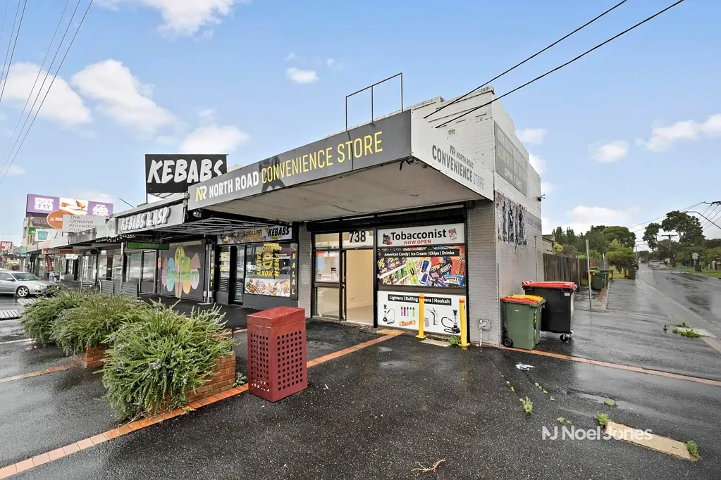 Ormond 2房  Prime Corner Versatility – Business Potential Meets Modern Living