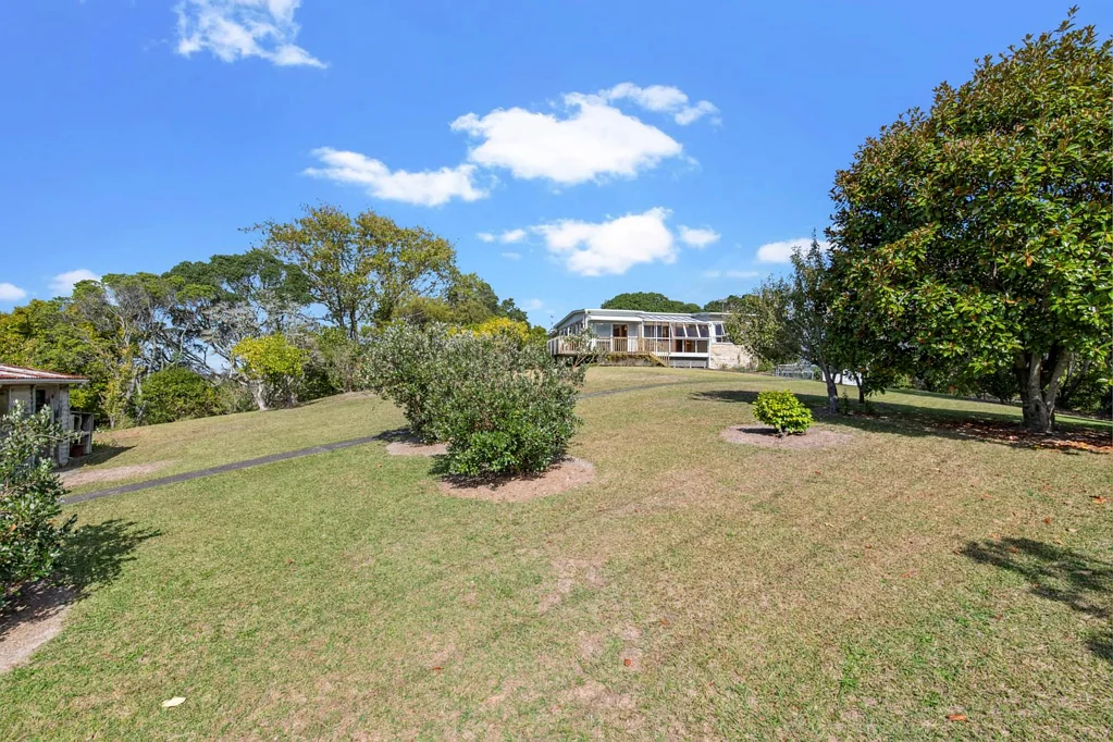 110 Spur Road, Silverdale, Rodney, Auckland