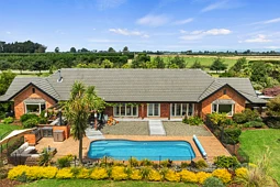 398 Priors Road, Fernside