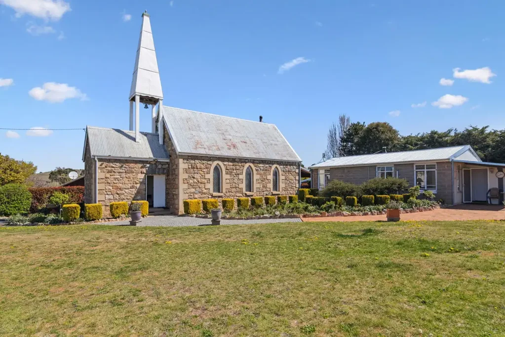 Adaminaby 2房  Historic Church in Adaminaby