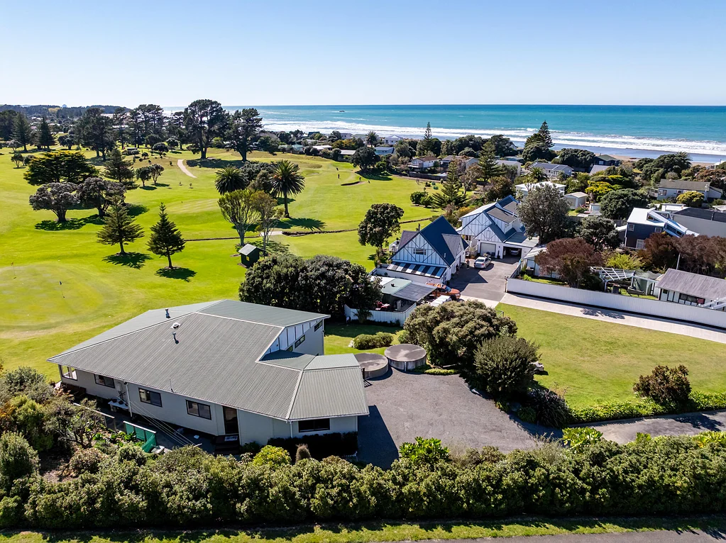 Riversdale Beach 3房  Unique and on Course