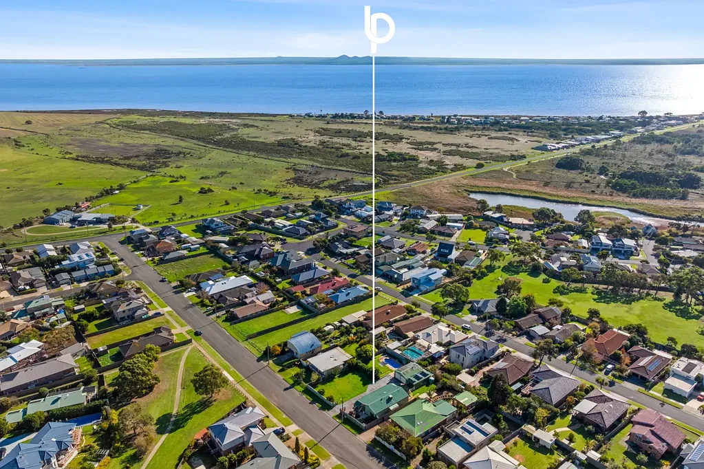 Portarlington 3房  Sweeping Bay Views on a Rare Double Allotment