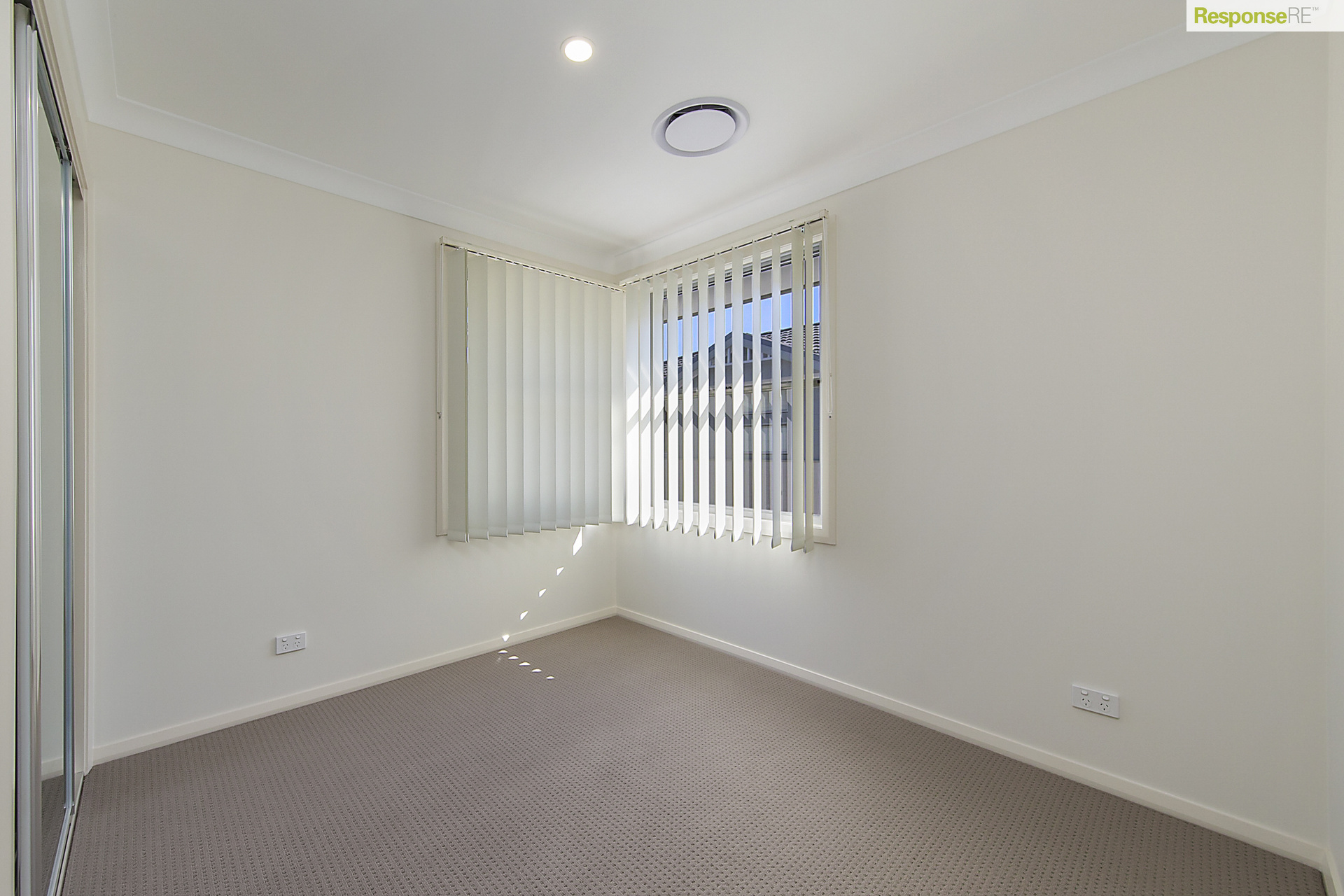 UNIT 5 148 VICTORIA ST, WERRINGTON NSW 2747, 0 રૂમ, 0 બાથરૂમ, Townhouse