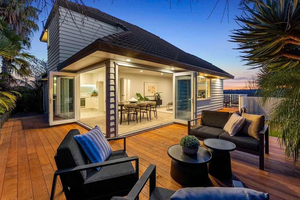 1/3A Richards Avenue, Forrest Hill, North Shore City, Auckland