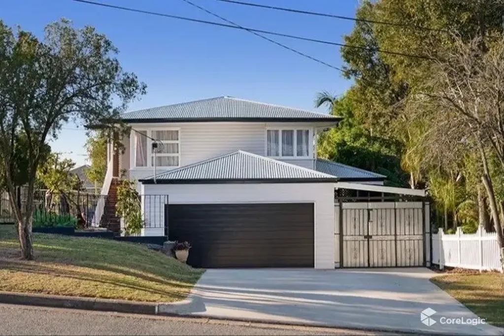 Upstairs 2-Bedroom Unit in Prime Upper Mount Gravatt Location