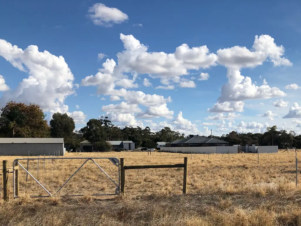 Warracknabeal  Titled Land For Sale