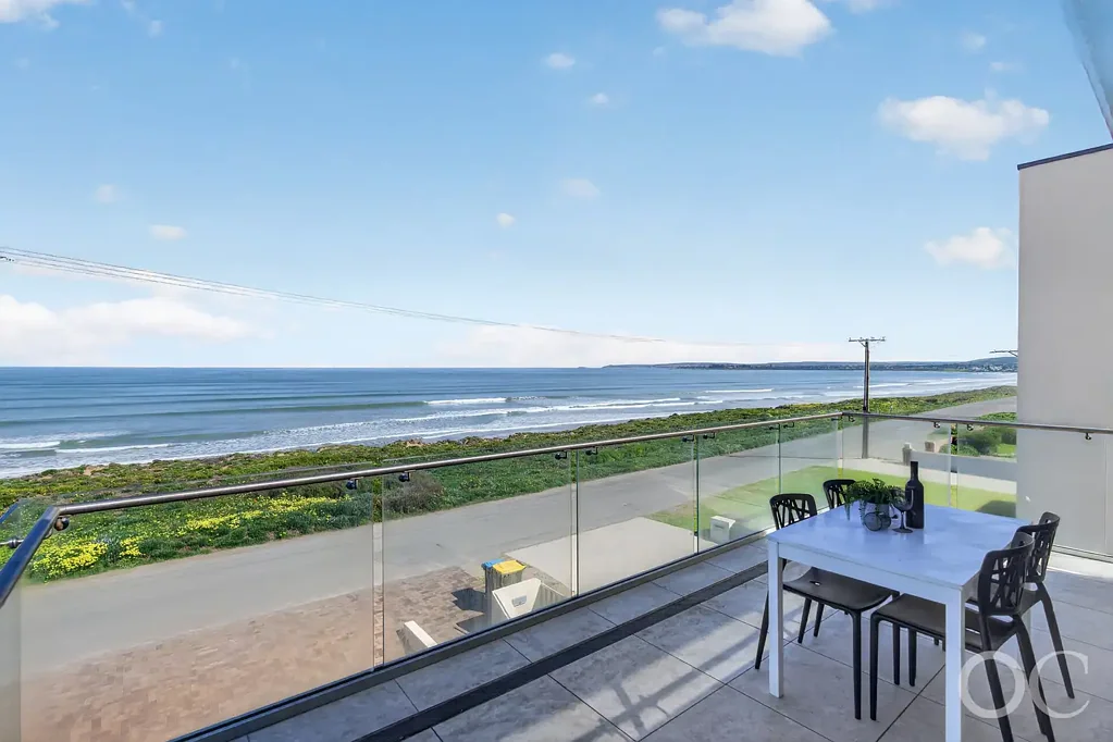 Middleton 3 Slaapkamer Open the Door to Oceanfront Living and Watch the Waves Roll In