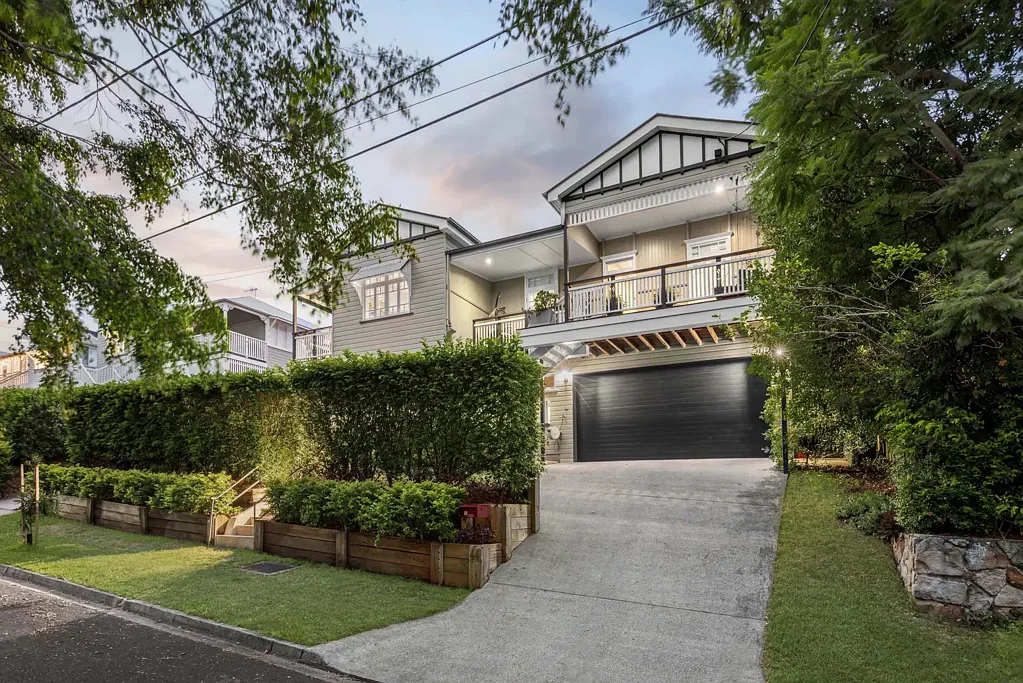 Norman Park 5房  优越家庭生活在诗人角中心  Exceptional Family Living in the Heart of Poet’s Corner