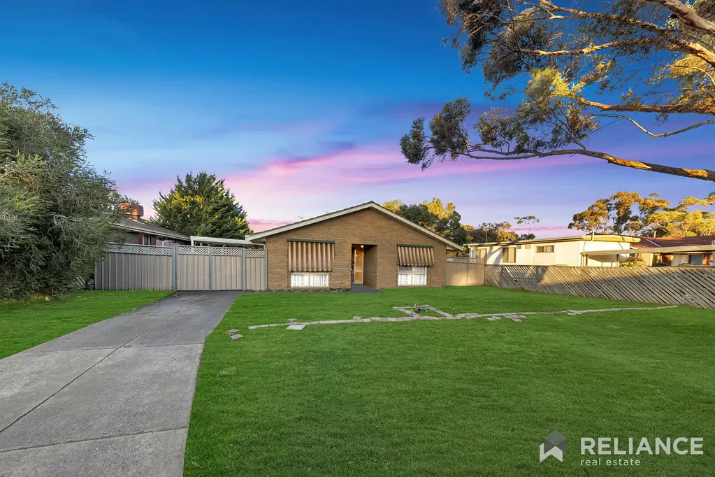 2 Rosapenna Close, Sunbury, VIC 3429