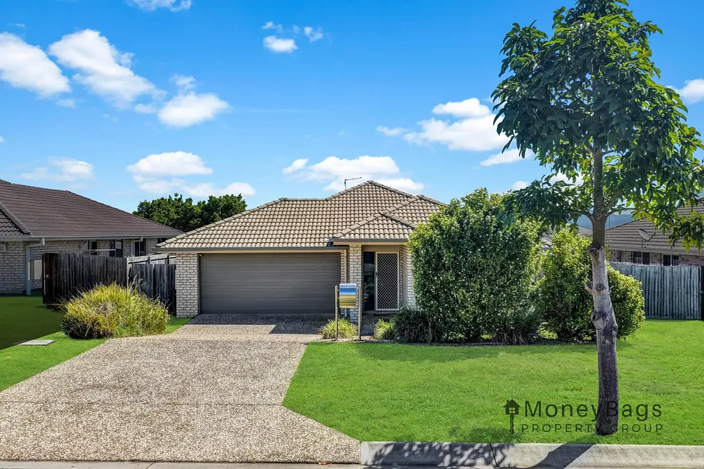 4 Phoebe Way, Gleneagle, QLD 4285
