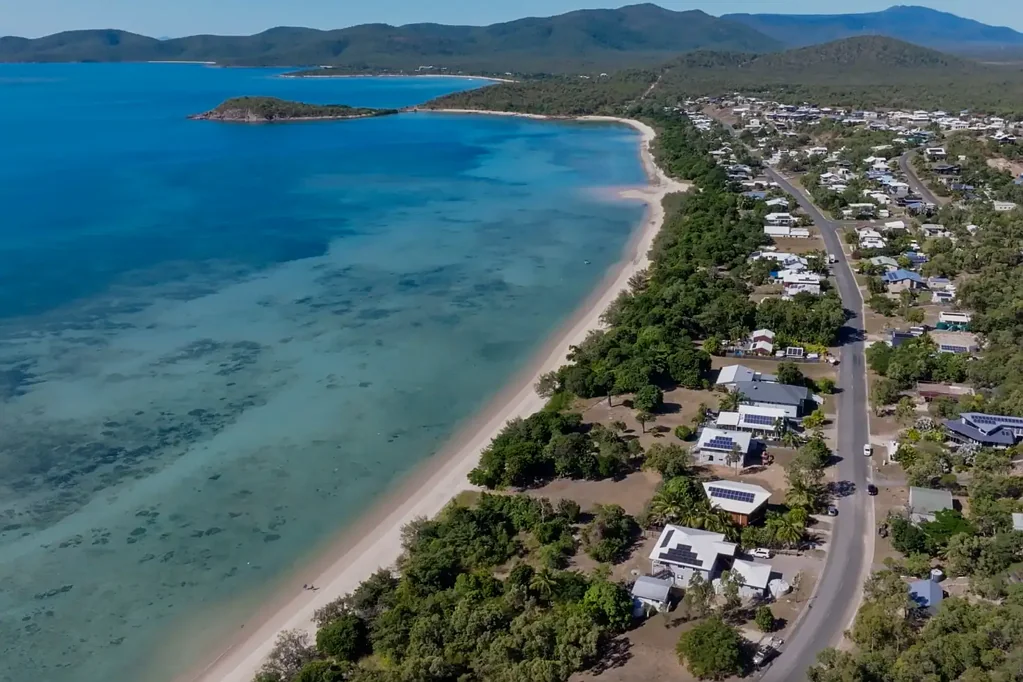 130 Gloucester Avenue, Hideaway Bay, QLD 4800