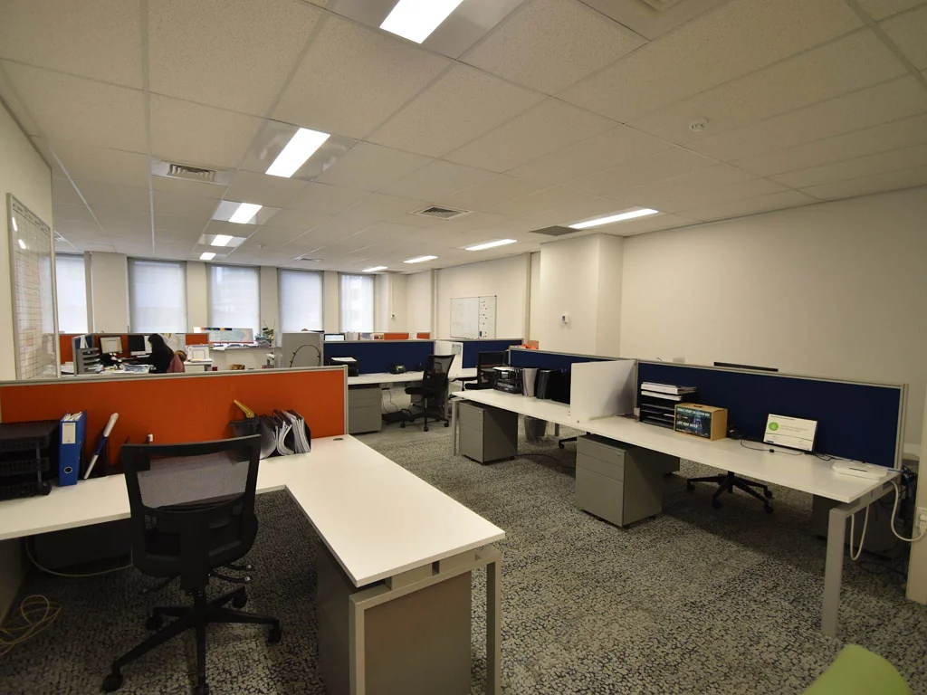 Auckland Central  OPPORTUNITY KNOCKS ON QUEEN STREET
