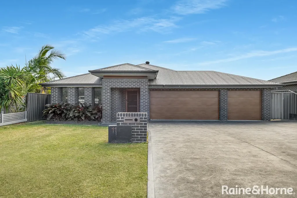 South Nowra 4房  Designer Living in South Nowra