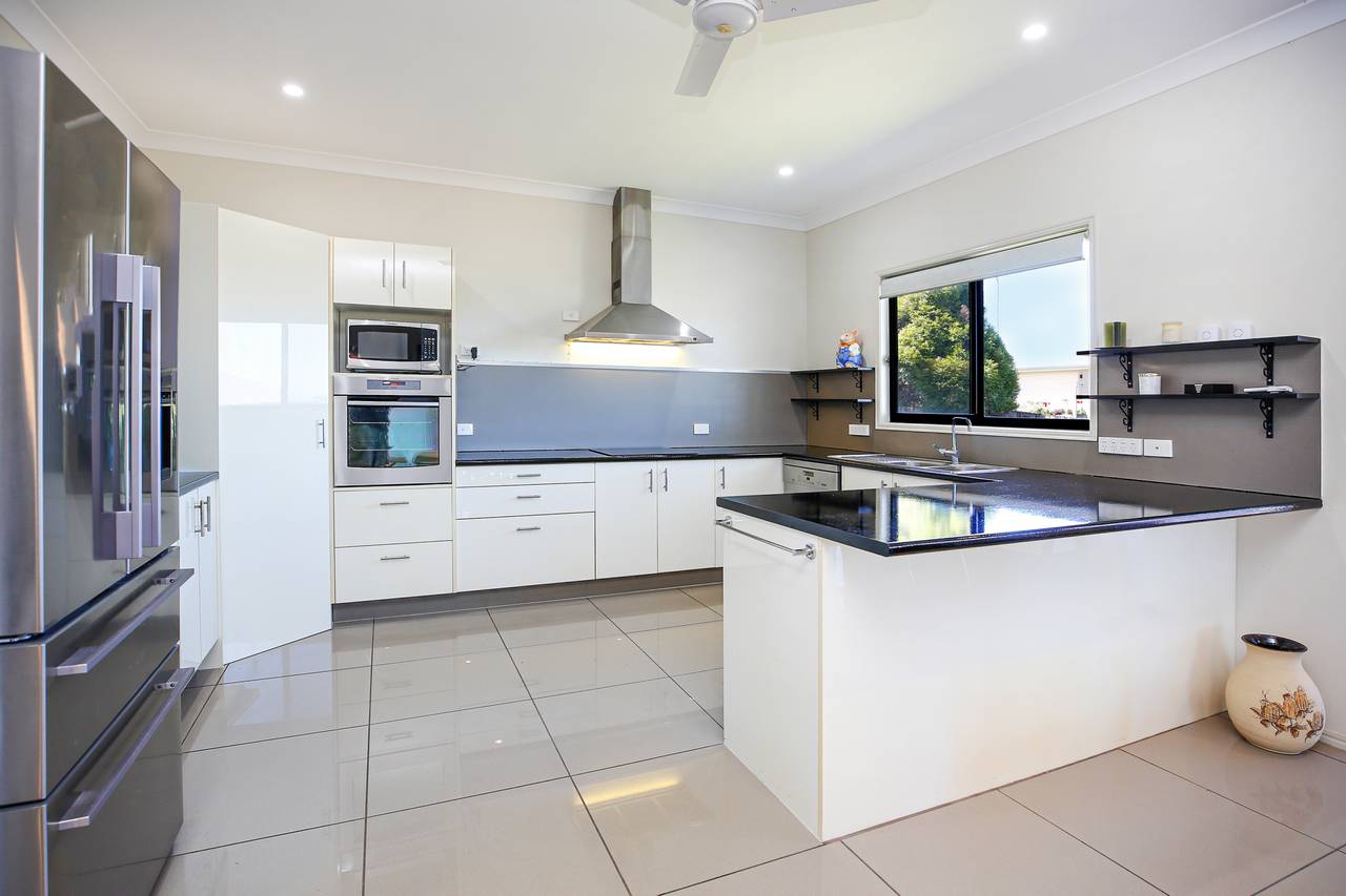 4 LAVENDER CR, ATHERTON QLD 4883, 0房, 0浴, House