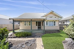 37 Tucker Street, Breakwater