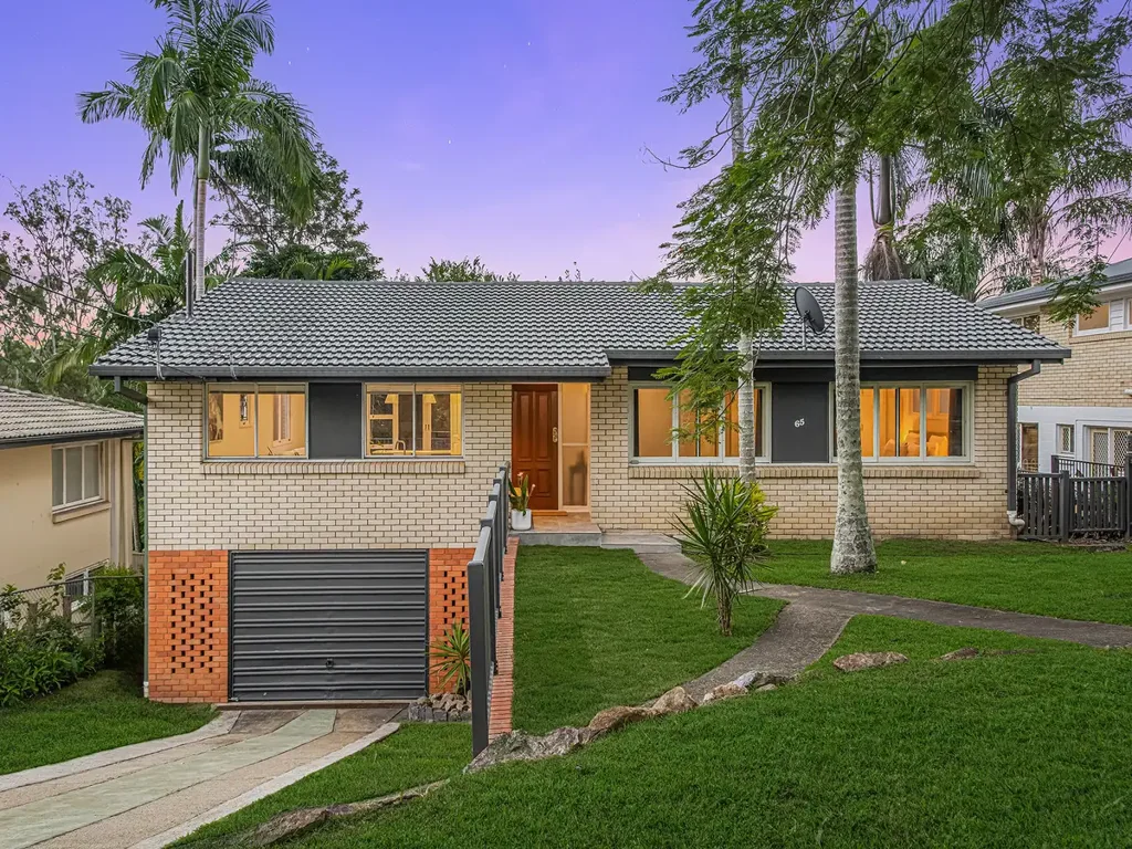 65 Kilkivan Avenue, Kenmore, QLD 4069