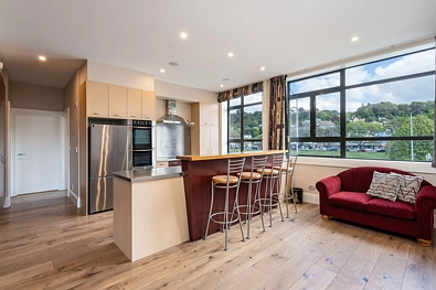 Inner City Stand Alone Quality Apartment