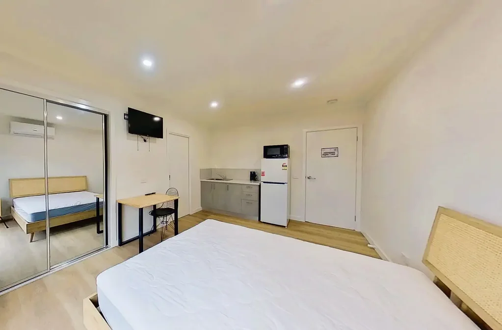 Studio with all utilities included