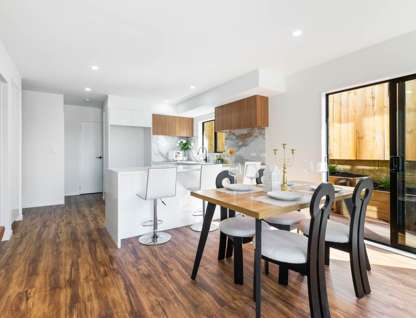 Lot 1/17 Martin Place, Kelston, Waitakere City, Auckland, 4房, 3浴, 独立屋