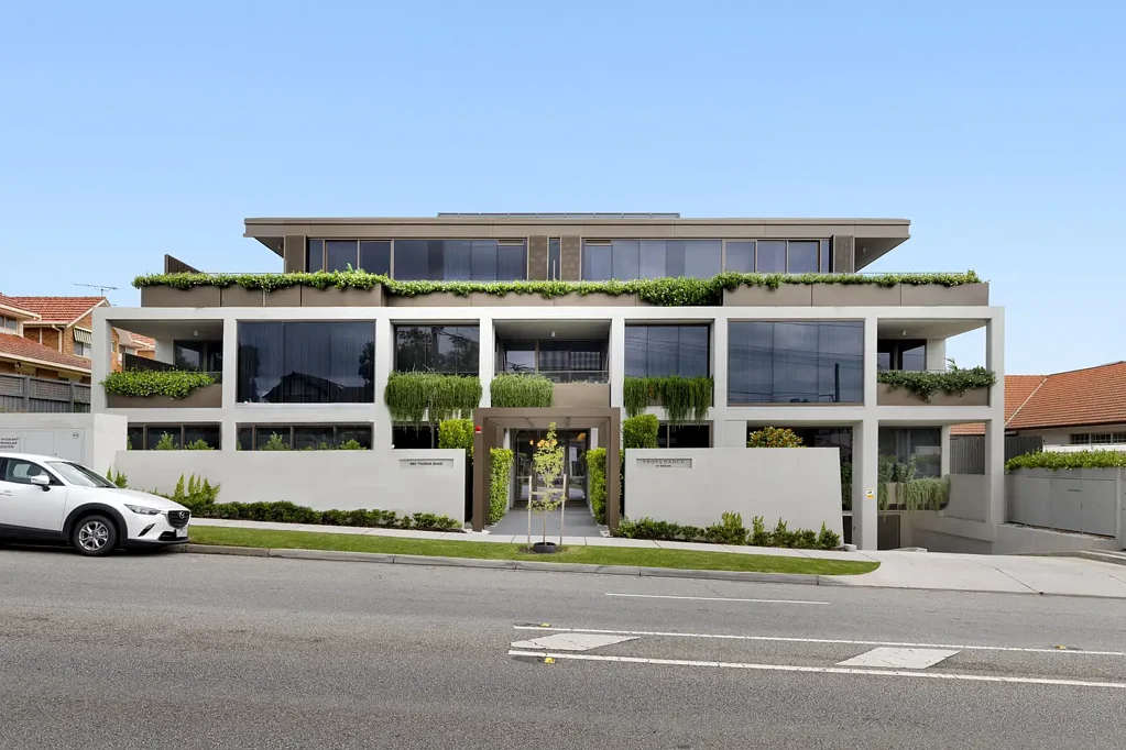 Camberwell 3部屋 Elegant North-Facing Luxury: A Modern Masterpiece in Camberwell