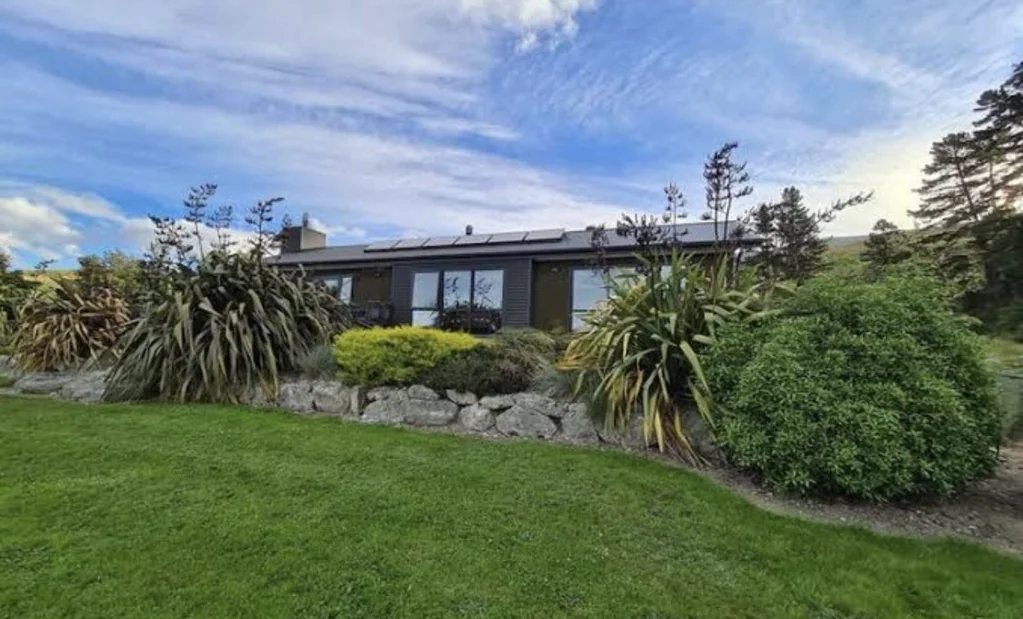 Fairlie  Modern 3 Bedroom Cottage