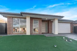 21 Loudon Circuit, Craigieburn