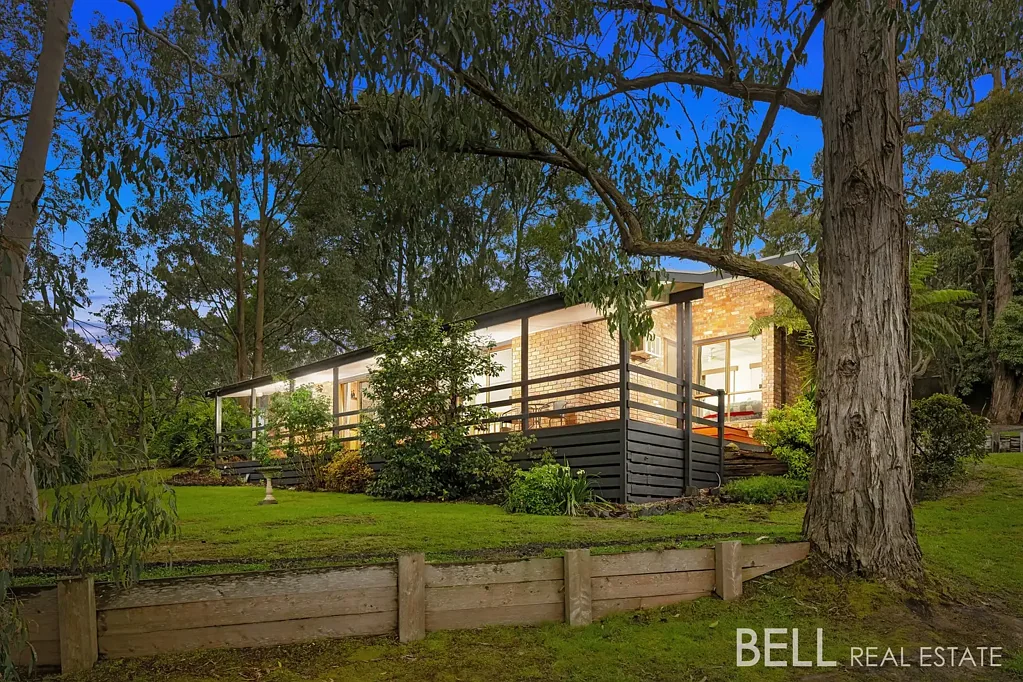 4 Oonah Street, Cockatoo, VIC 3781
