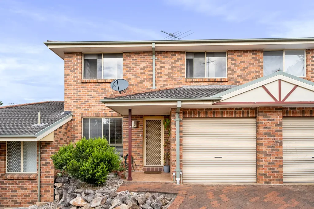 12/130 Glenfield Road, Casula, NSW 2170