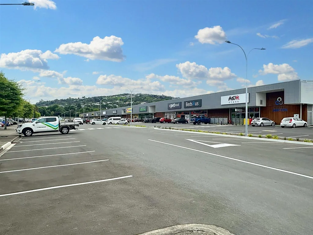 Annesbrook Bulk Retail @ Nelson Junction