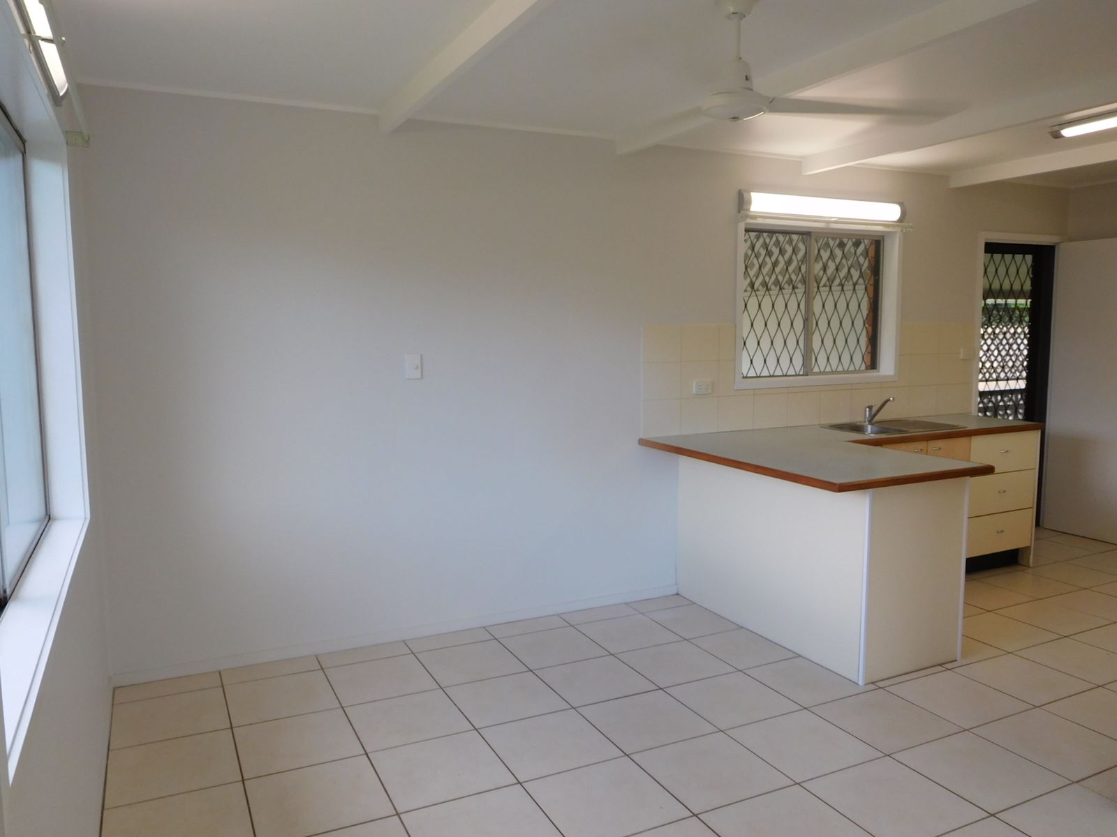 119 HOARE ST, MANUNDA QLD 4870, 0 Schlafzimmer, 0 Badezimmer, House