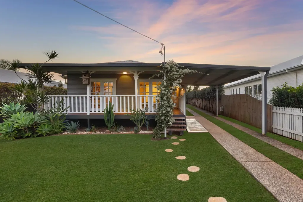 Alstonville 3房  Classic heritage entertainer in the heart of Alstonville
