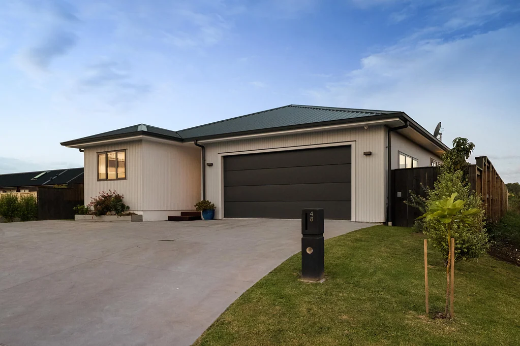 Waihi Beach 4Habitaciones Designed for Easy Living, Built for Beach Days