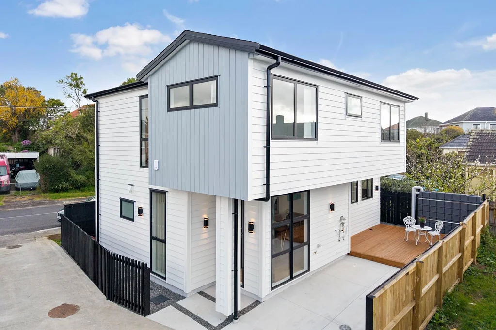 Mount Roskill 4Phòng ngủ Brand-New Standalone Home with Style, Space & ...